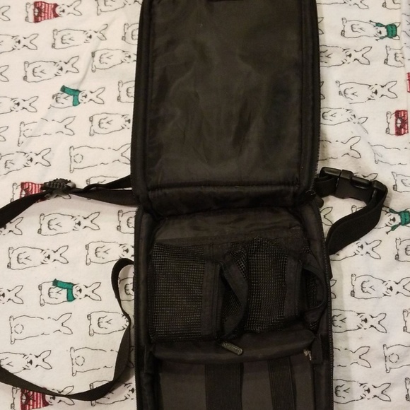 Gameboy advance carrying case - Picture 3 of 3